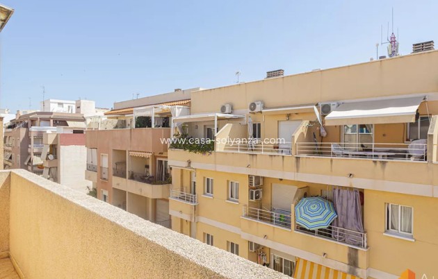 Resale - Apartment / flat - Torrevieja - Torrevieja Centro