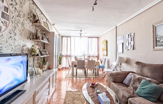 Resale - Apartment / flat - Benidorm - Costa Blanca