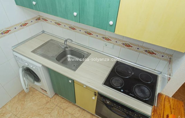 Resale - Apartment / flat - Torrevieja - Torrevieja Centro