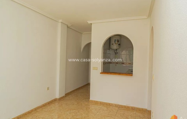 Resale - Apartment / flat - Torrevieja - Torrevieja Centro