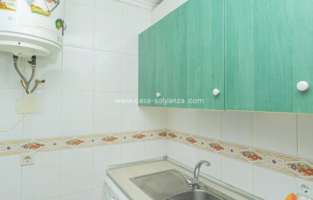 Resale - Apartment / flat - Torrevieja - Torrevieja Centro