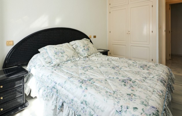 Resale - Apartment / flat - Torrevieja - Playa de los Locos