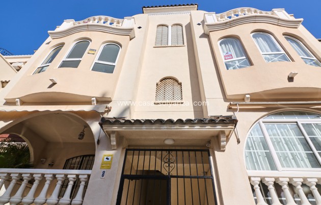 Resale - Apartment / flat - Torrevieja - Playa de los Locos