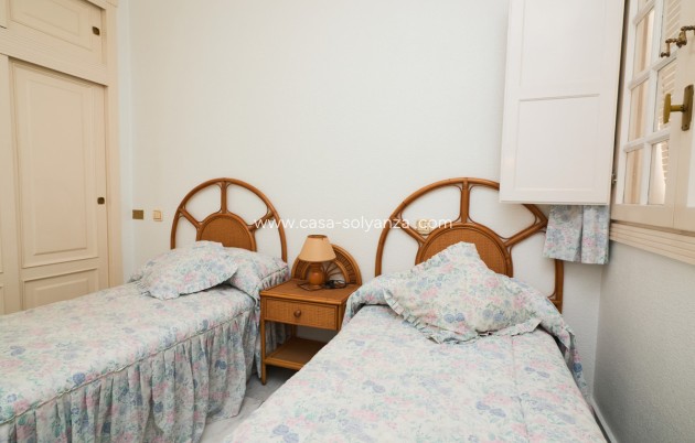 Resale - Apartment / flat - Torrevieja - Playa de los Locos