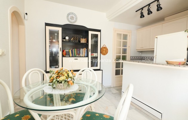 Resale - Apartment / flat - Torrevieja - Playa de los Locos
