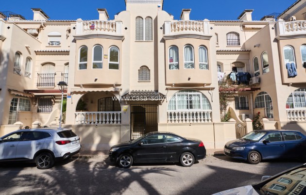 Resale - Apartment / flat - Torrevieja - Playa de los Locos
