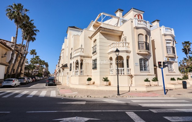 Resale - Apartment / flat - Torrevieja - Playa de los Locos