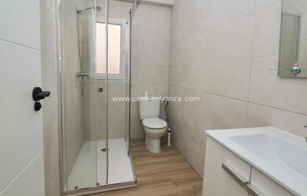 Resale - Apartment / flat - Torrevieja - Torrevieja Centro