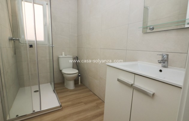 Resale - Apartment / flat - Torrevieja - Torrevieja Centro