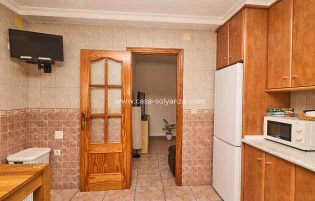 Resale - Apartment / flat - Torrevieja - Torrevieja Centro