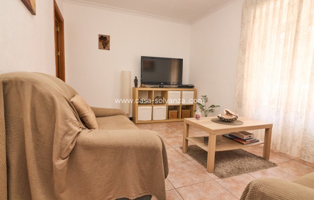 Resale - Apartment / flat - Torrevieja - Torrevieja Centro