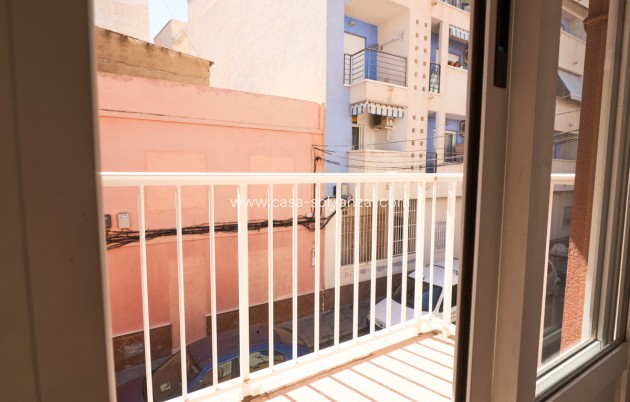 Resale - Apartment / flat - Torrevieja - Torrevieja Centro