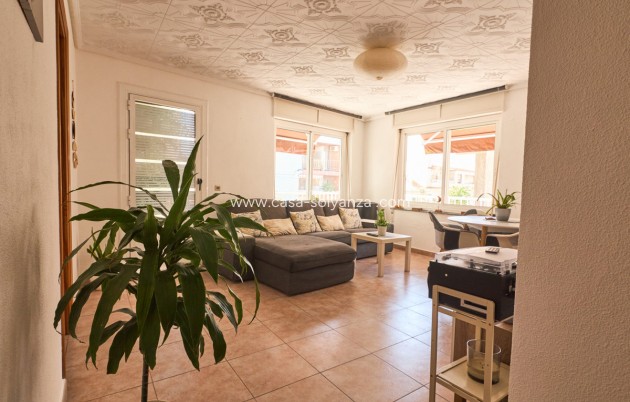 Resale - Apartment / flat - Torrevieja - Torrevieja Centro