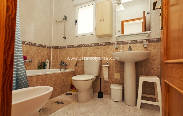 Resale - Townhouse - Torrevieja - Torrevieja Centro