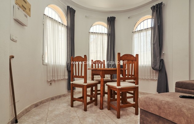 Resale - Townhouse - Torrevieja - Torrevieja Centro