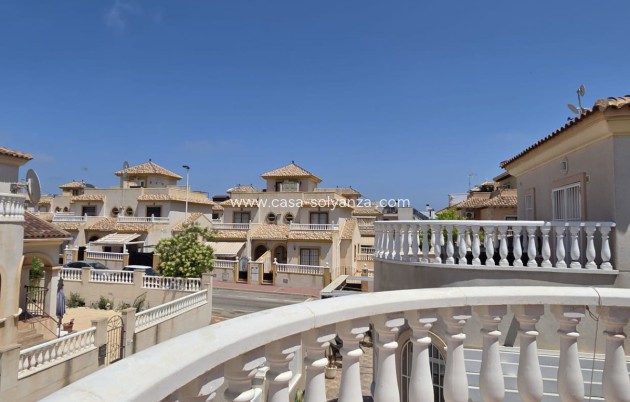 Resale - Townhouse - Torrevieja - Torrevieja Centro