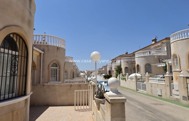 Resale - Townhouse - Torrevieja - Torrevieja Centro