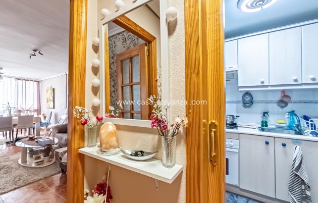 Resale - Apartment / flat - Benidorm - Costa Blanca