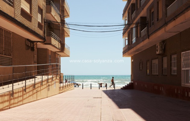 Herverkoop - Appartement / flat - Torrevieja - La Mata