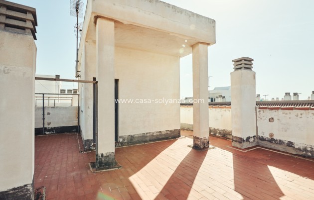 Resale - Apartment / flat - Torrevieja - Torrevieja Centro