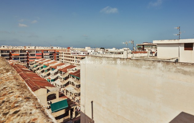 Resale - Apartment / flat - Torrevieja - Torrevieja Centro