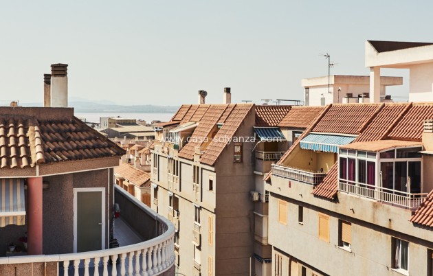 Resale - Apartment / flat - Torrevieja - Torrevieja Centro