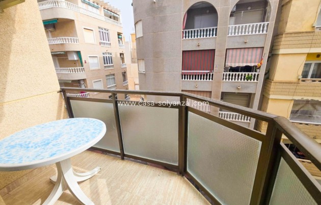 Wiederverkauf - Wohnung - Torrevieja - Torrevieja Centro