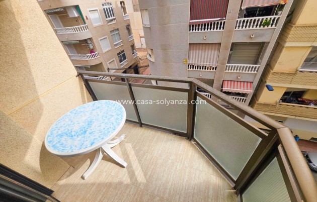Wiederverkauf - Wohnung - Torrevieja - Torrevieja Centro