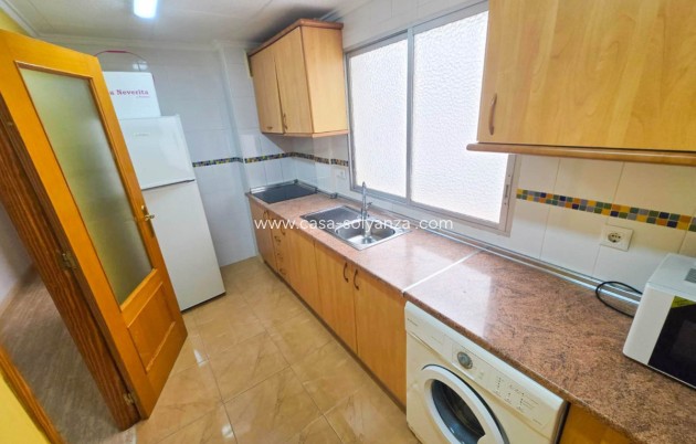 Wiederverkauf - Wohnung - Torrevieja - Torrevieja Centro