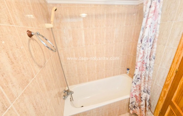 Wiederverkauf - Wohnung - Torrevieja - Torrevieja Centro