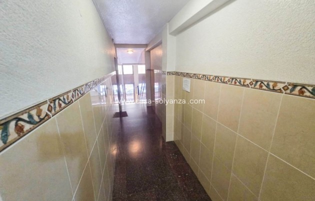 Wiederverkauf - Wohnung - Torrevieja - Torrevieja Centro