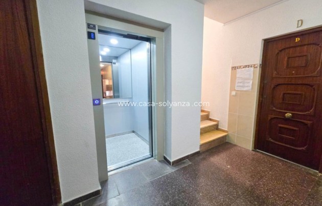 Wiederverkauf - Wohnung - Torrevieja - Torrevieja Centro