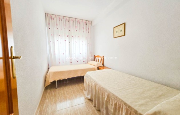 Wiederverkauf - Wohnung - Torrevieja - Torrevieja Centro