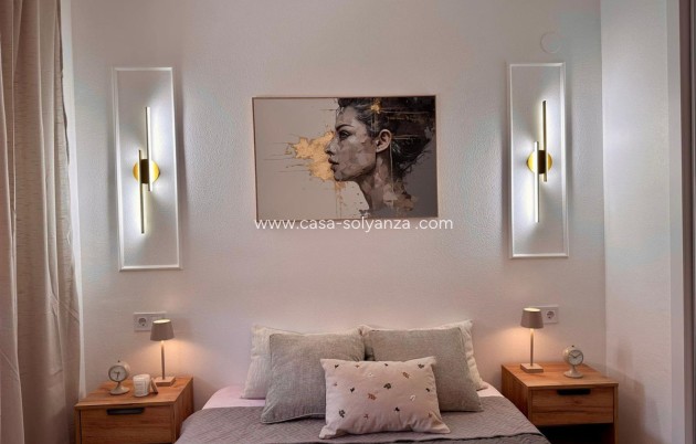 Resale - Apartment / flat - Torrevieja - Torrevieja Centro