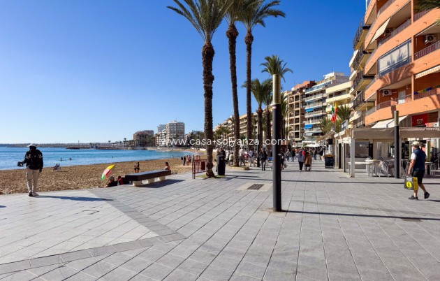 Resale - Apartment / flat - Torrevieja - Torrevieja Centro