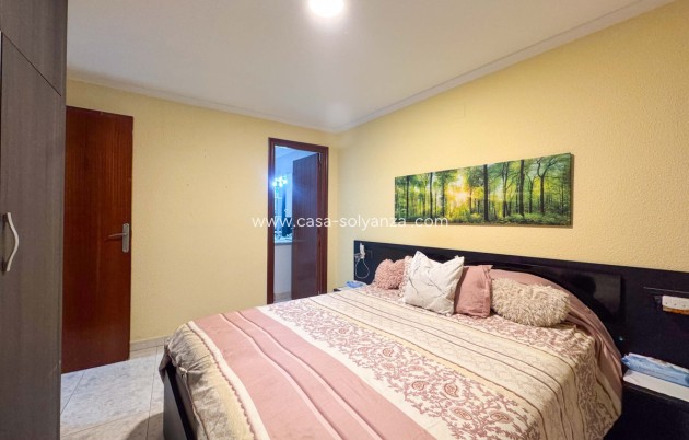 Resale - Apartment / flat - Torrevieja - Torrevieja Centro