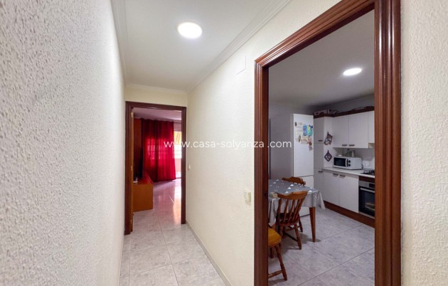 Resale - Apartment / flat - Torrevieja - Torrevieja Centro