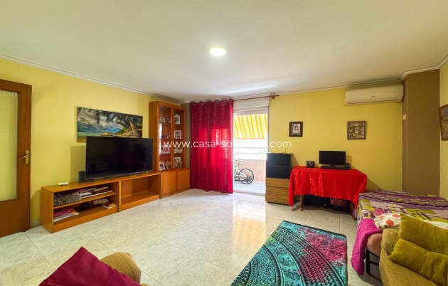 Resale - Apartment / flat - Torrevieja - Torrevieja Centro