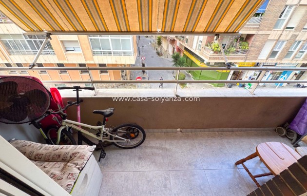 Resale - Apartment / flat - Torrevieja - Torrevieja Centro