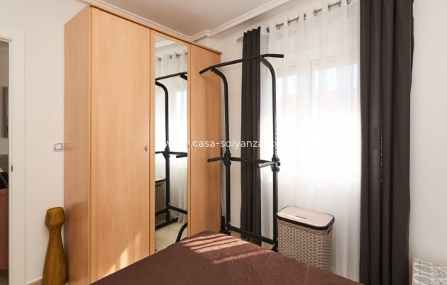 Resale - Apartment / flat - Torrevieja - Torrevieja Centro