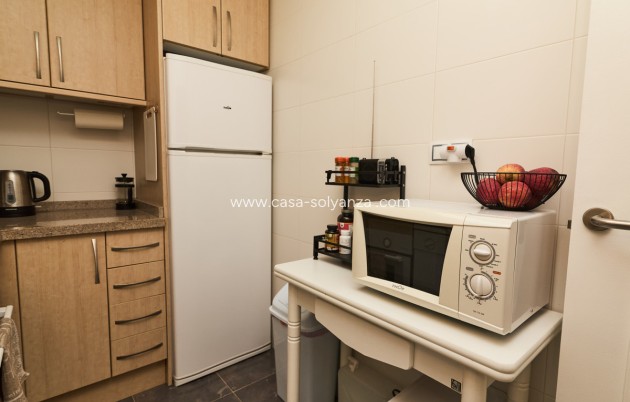Resale - Apartment / flat - Torrevieja - Torrevieja Centro