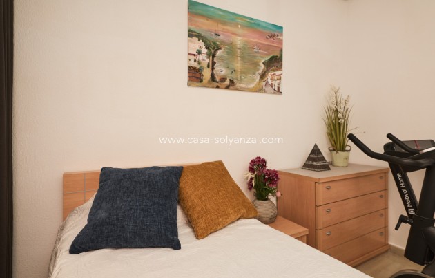 Resale - Apartment / flat - Torrevieja - Torrevieja Centro