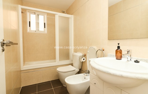 Resale - Apartment / flat - Torrevieja - Torrevieja Centro