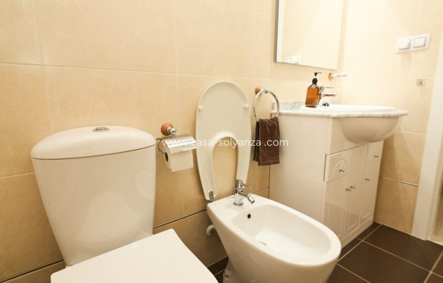 Resale - Apartment / flat - Torrevieja - Torrevieja Centro