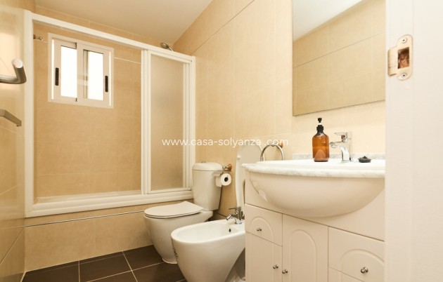 Resale - Apartment / flat - Torrevieja - Torrevieja Centro