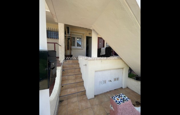 Resale - Villa - Guardamar del Segura - Guardamar del Segura Centro