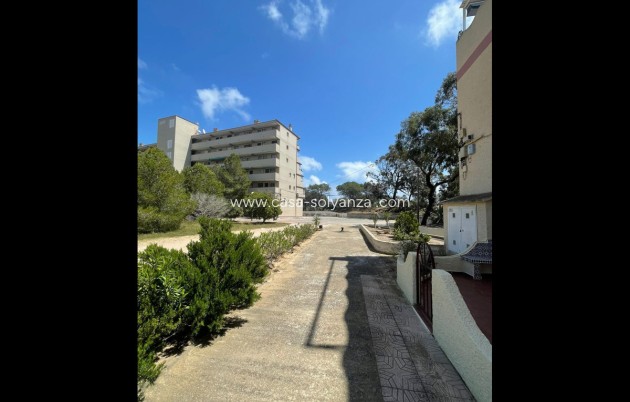 Resale - Villa - Guardamar del Segura - Guardamar del Segura Centro