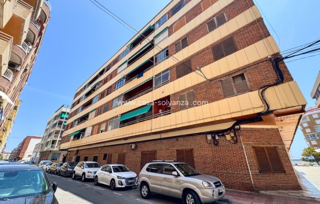 Reventa - Apartamento / piso - Torrevieja - Torrevieja Centro