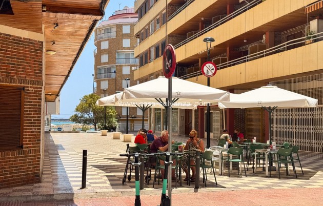 Reventa - Apartamento / piso - Torrevieja - Torrevieja Centro