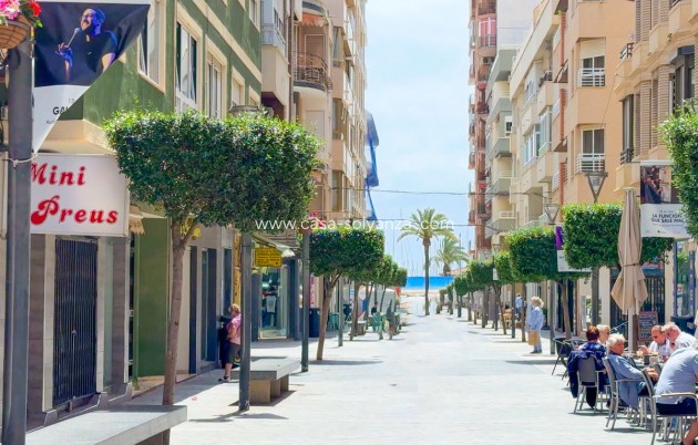 Reventa - Apartamento / piso - Torrevieja - Torrevieja Centro